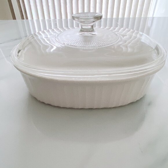CorningWare French White Stoneware Casserole Dish with Glass Lid - Picture 1 of 4
